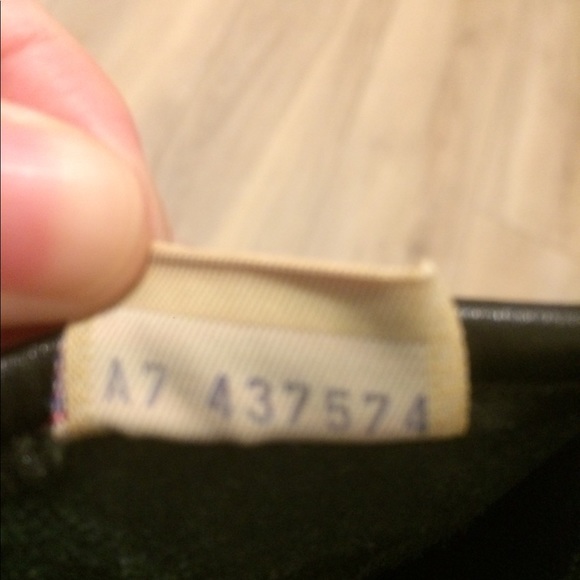 Dooney & Bourke Tag proof - Picture 2 of 2